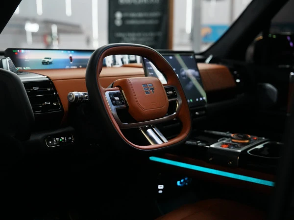  Black Jetour G700 Photo 