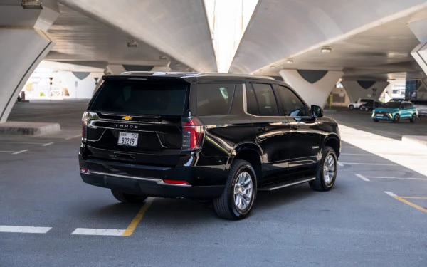  Black Chevrolet Tahoe Photo 