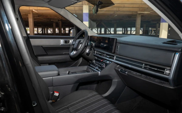  Black Hyundai Santa Fe Photo 