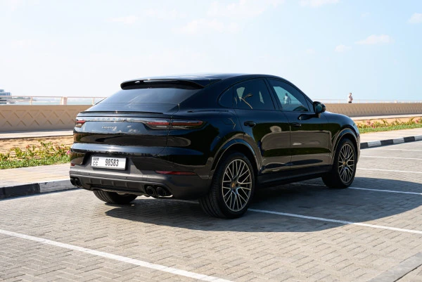  Black Porsche Cayenne coupe Photo 