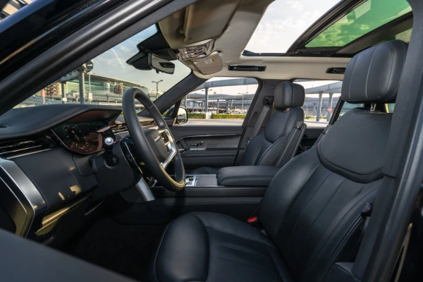  Black Range Rover Vogue HSE Photo 