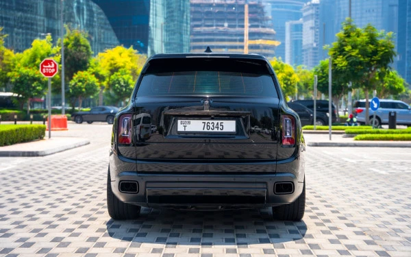  Black Rolls Royce Cullinan Photo 