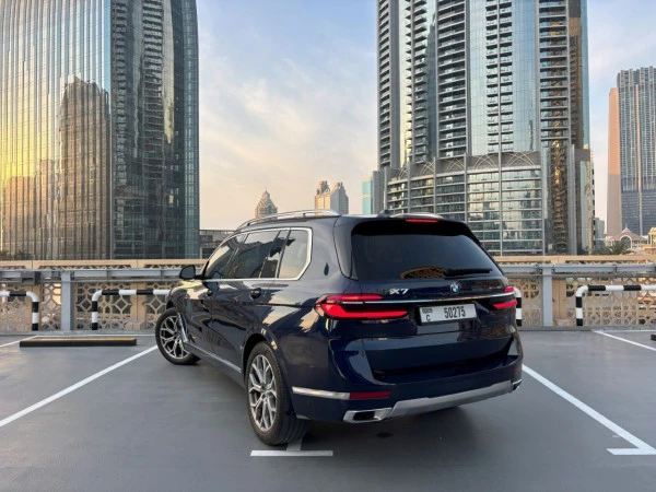  Blue BMW X7 Photo 