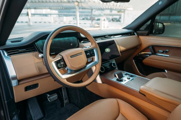  Dark Grey Range Rover Vogue HSE Photo 