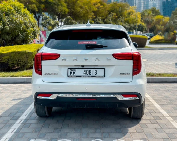  White Haval Jolion Photo 