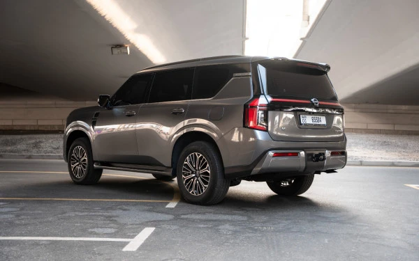  Grey Nissan Patrol Platinum V6 Photo 