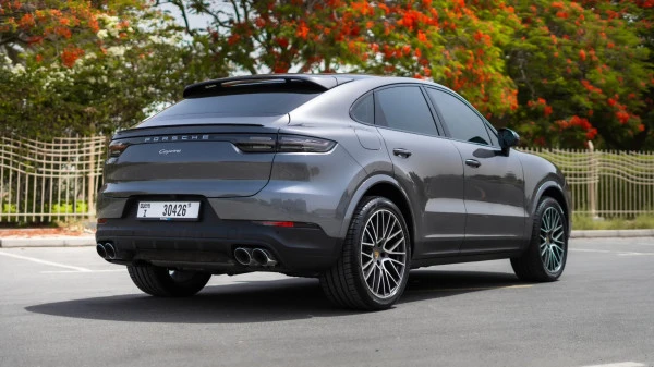  Grey Porsche Cayenne coupe Photo 