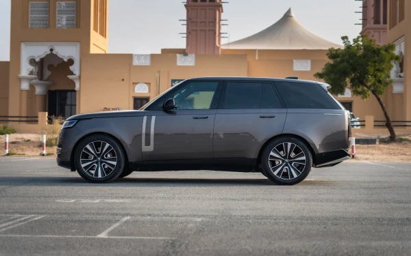  Grey Range Rover Vogue HSE Photo 