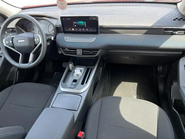  Red Haval Jolion Photo 