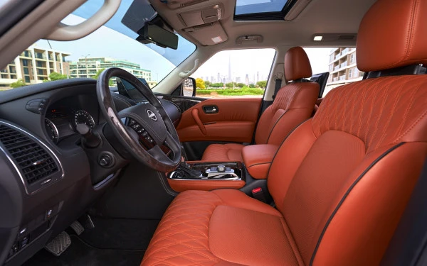  Silver Nissan Patrol Platinum V6 Photo 