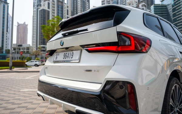  White BMW X1 Photo 