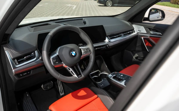  White BMW X1 Photo 