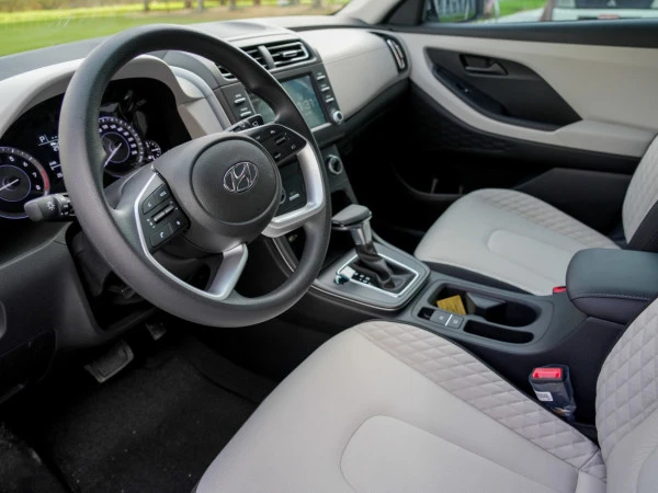  White Hyundai Creta Photo 