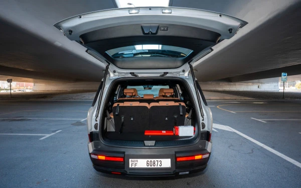 Silver Hyundai Santa Fe Photo 