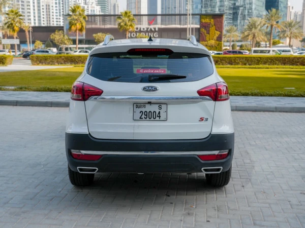  White JAC S3 Photo 