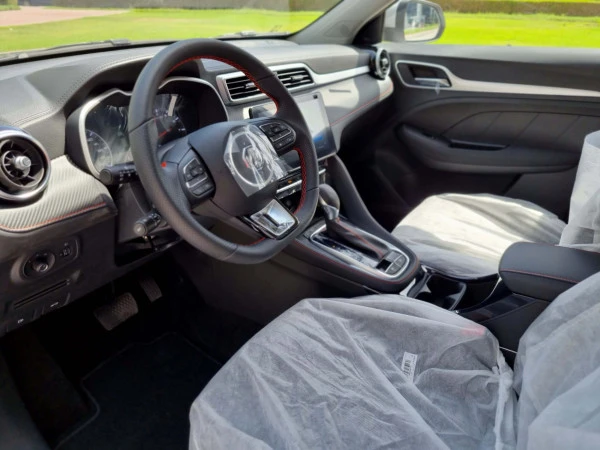  Silver MG ZS Photo 